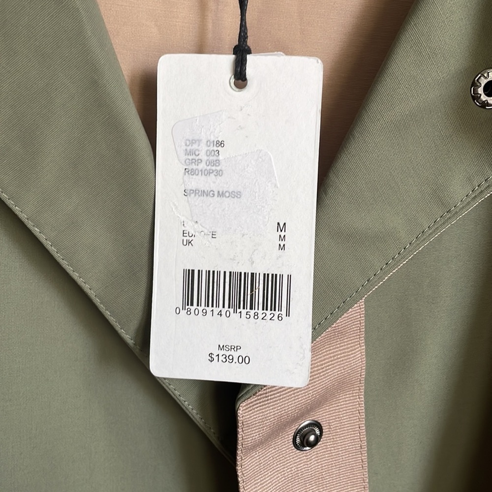 A Loves A Trench Coat - Picture 5 of 6